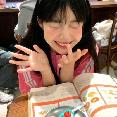 傲娇恶役大小姐莉泽洛特与实况转播远藤君和解说员小林